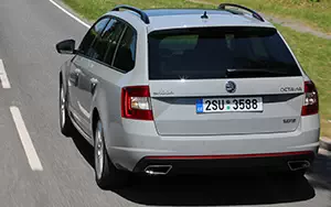   Skoda Octavia Combi RS - 2013