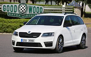   Skoda Octavia Combi RS - 2013