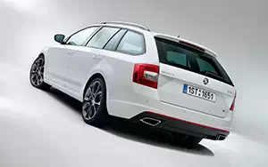   Skoda Octavia Combi RS - 2013