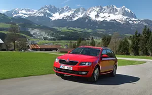   Skoda Octavia Combi - 2013