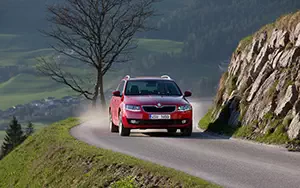   Skoda Octavia Combi - 2013