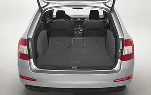   Skoda Octavia Combi - 2013
