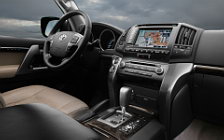   Toyota Land Cruiser 200 - 2007